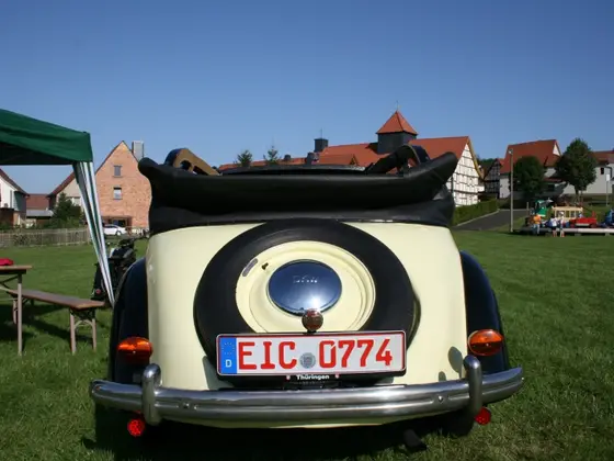 Oldtimer beim 1. Oldtimertreffen in Gerterode (Eichsfeld), August 2009